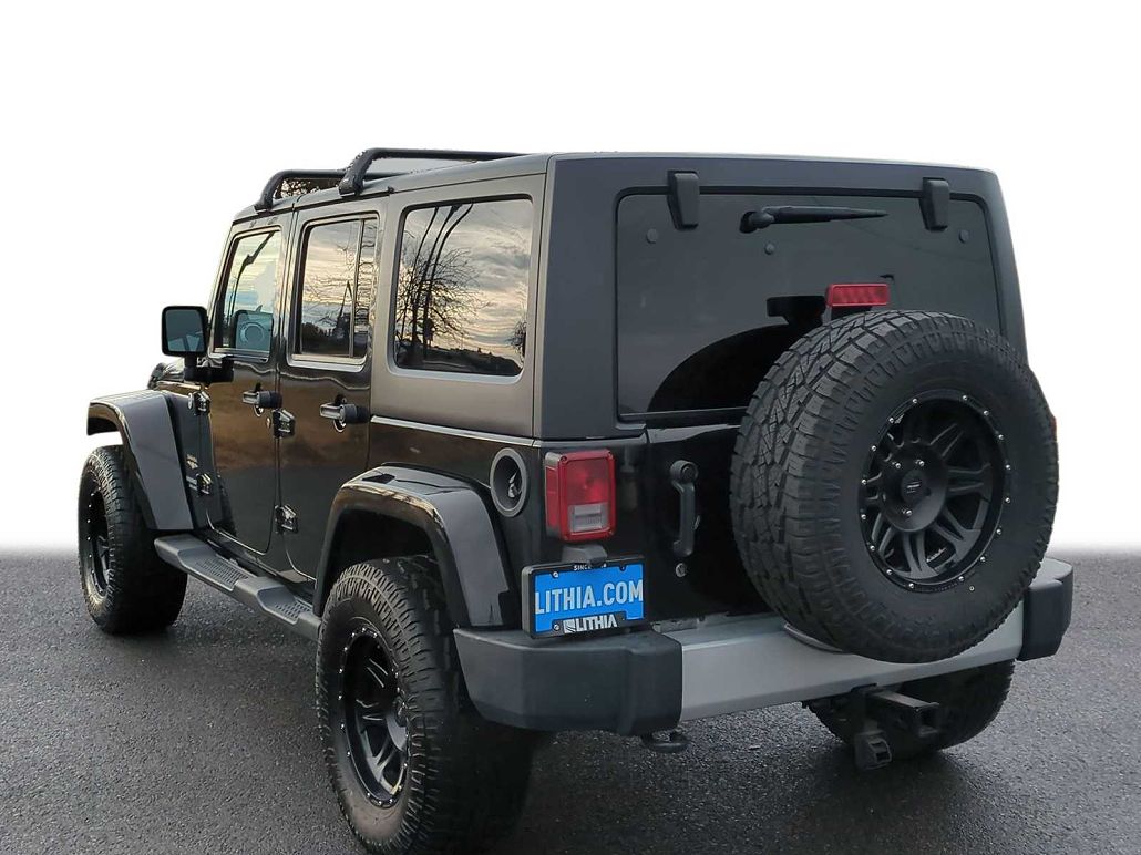 2012 Jeep Wrangler Sahara image 2