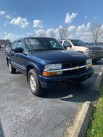 2003 Chevrolet S-10 LS image 2