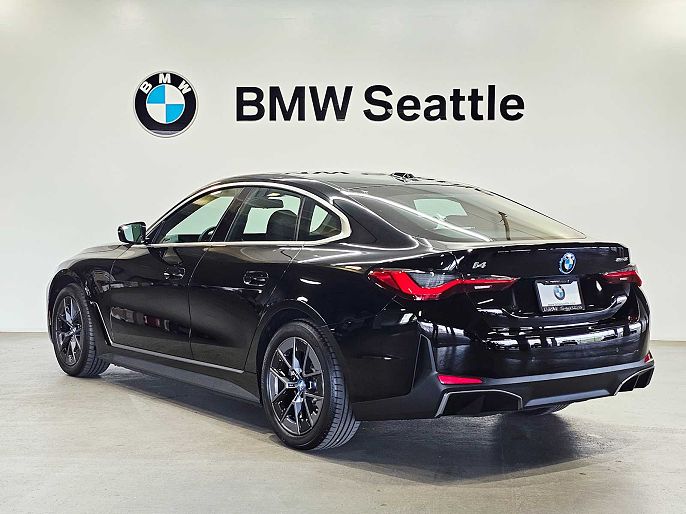 2024 BMW i4