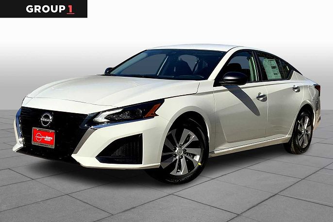 2025 Nissan Altima