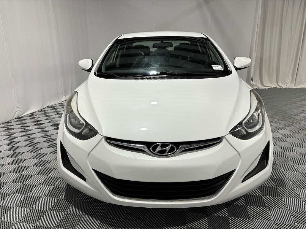 2015 Hyundai Elantra SE image 3