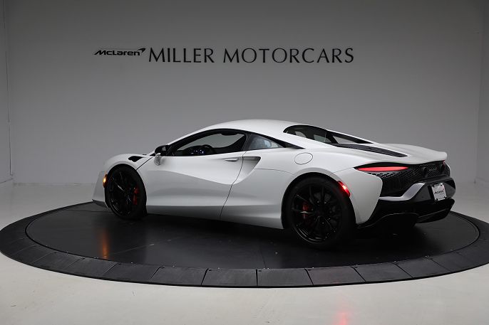 2026 Mclaren Artura