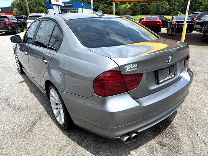 2011 BMW 3 Series