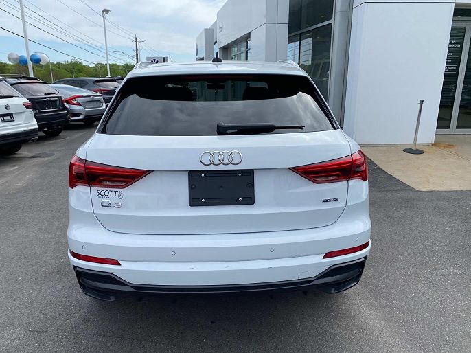 2022 Audi Q3