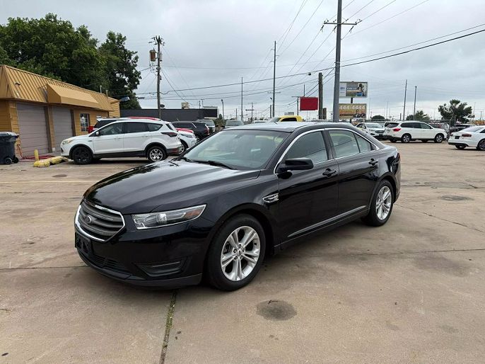 2016 Ford Taurus