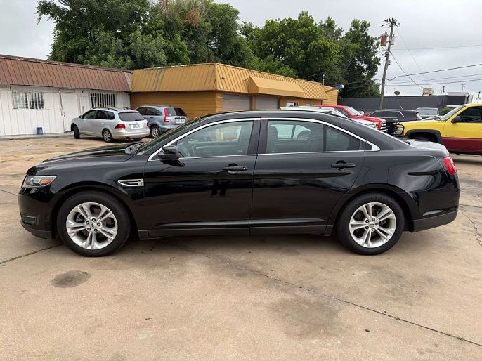 2016 Ford Taurus