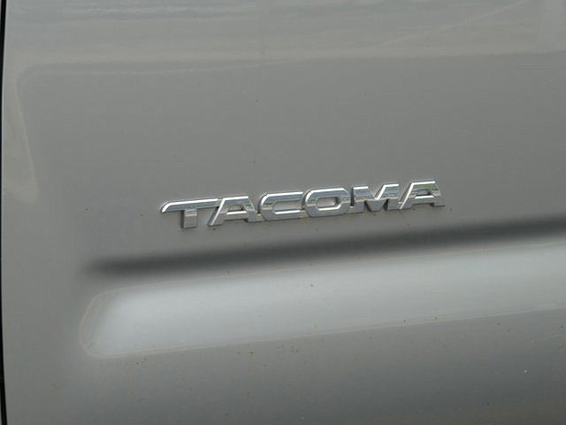 2014 Toyota Tacoma Base image 5