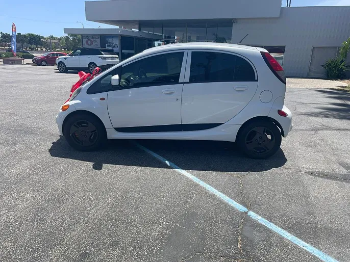 2012 Mitsubishi i-MiEV