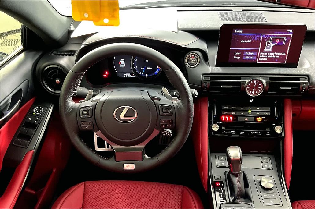 2023 Lexus IS 350 image 4