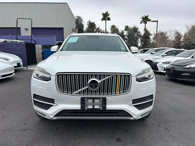 2016 Volvo XC90