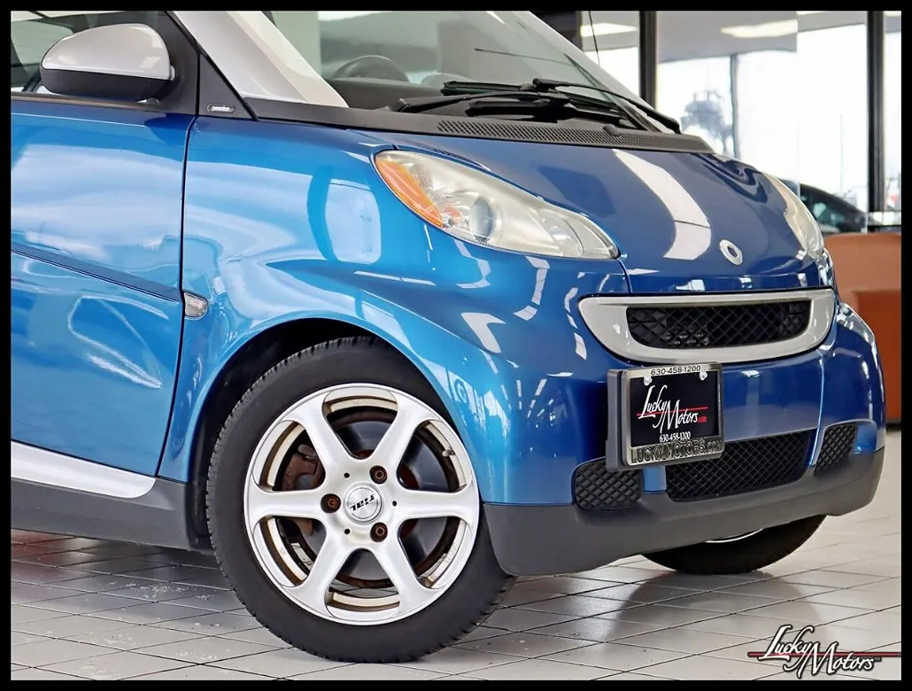 2009 Smart Fortwo Pure image 1