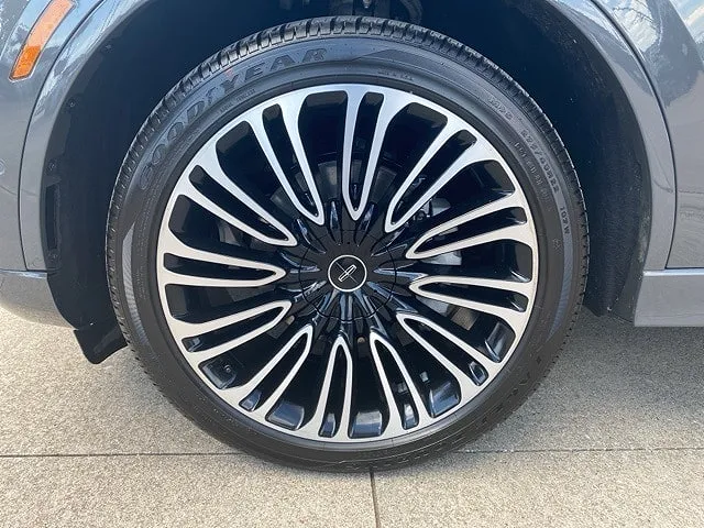 2024 Lincoln Aviator