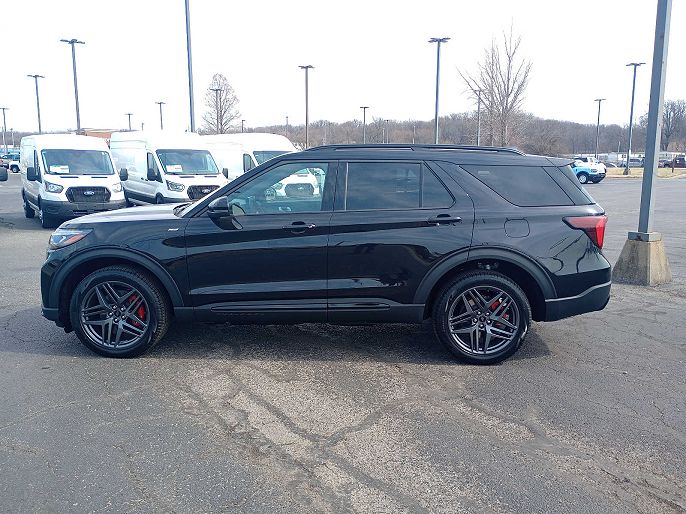 2025 Ford Explorer