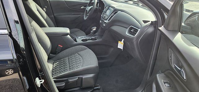 2024 Chevrolet Equinox LT image 5