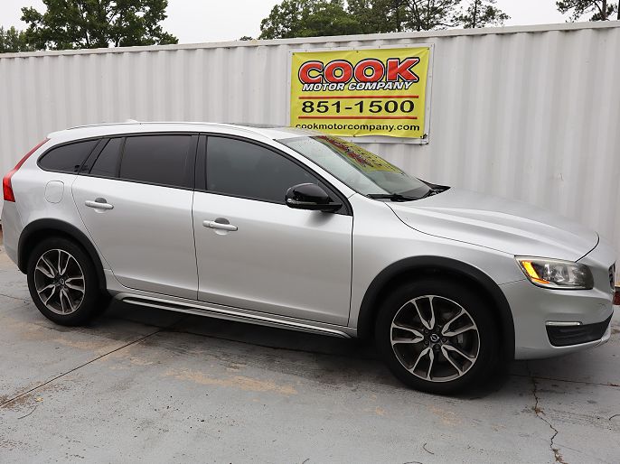 2017 Volvo V60