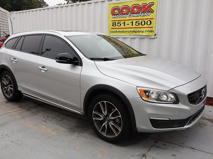2017 Volvo V60