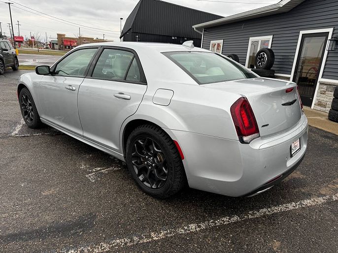 2022 Chrysler 300