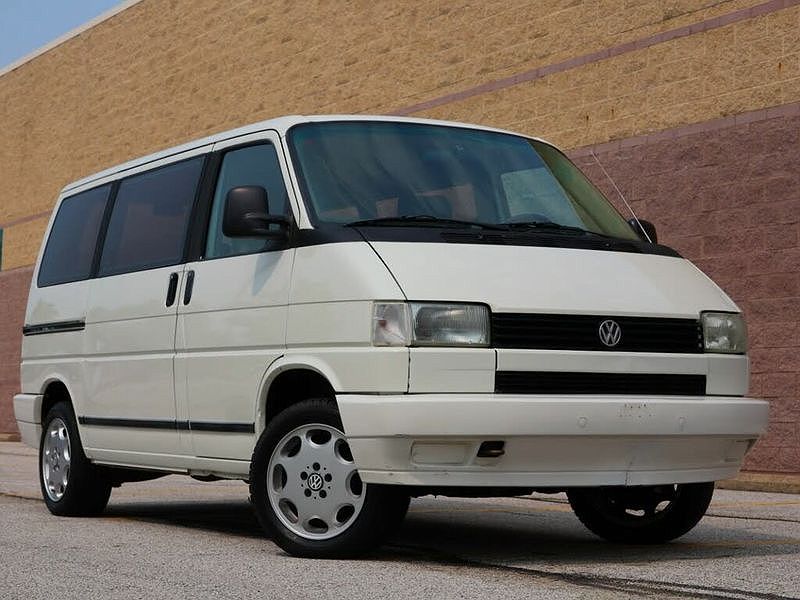 1993 Volkswagen Eurovan GL image 0