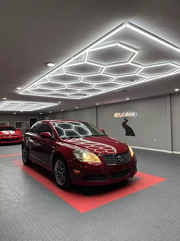 2012 Suzuki Kizashi SE image 0