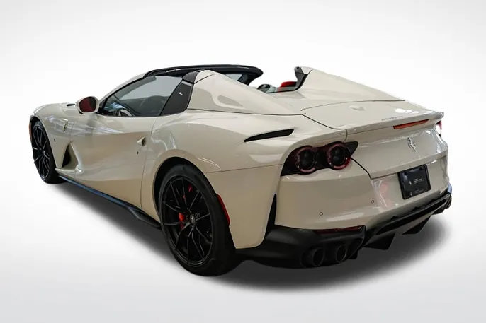 2021 Ferrari 812 GTS