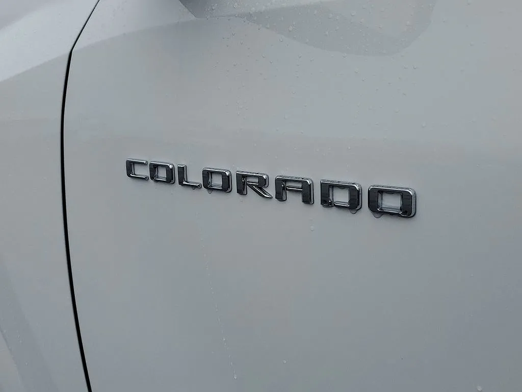 2024 Chevrolet Colorado Z71 image 5