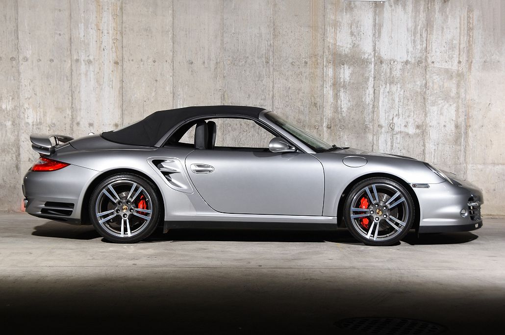 2010 Porsche 911 Turbo image 1