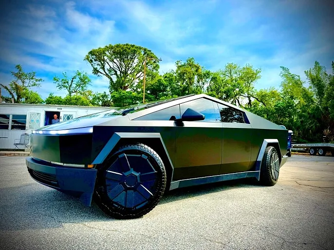 2024 Tesla Cybertruck