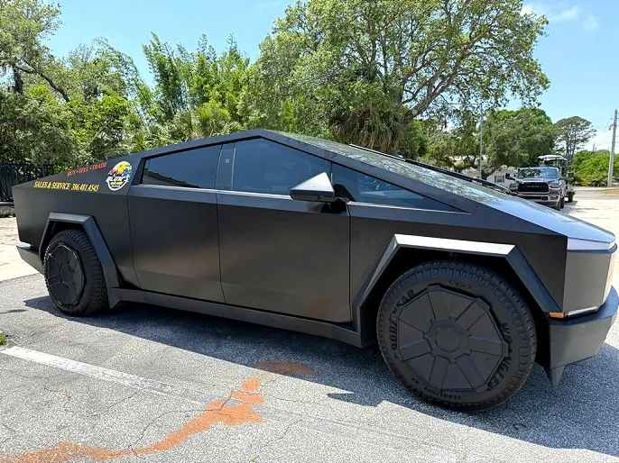 2024 Tesla Cybertruck