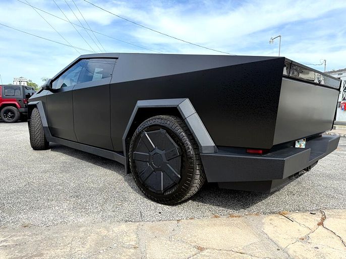 2024 Tesla Cybertruck
