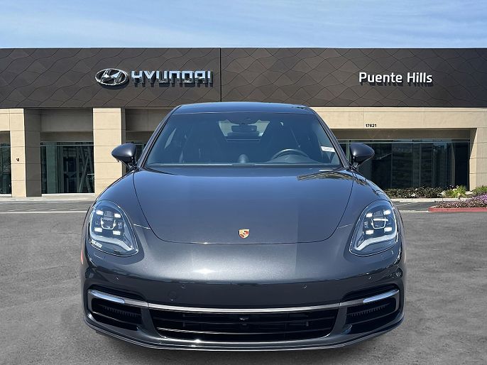 2018 Porsche Panamera