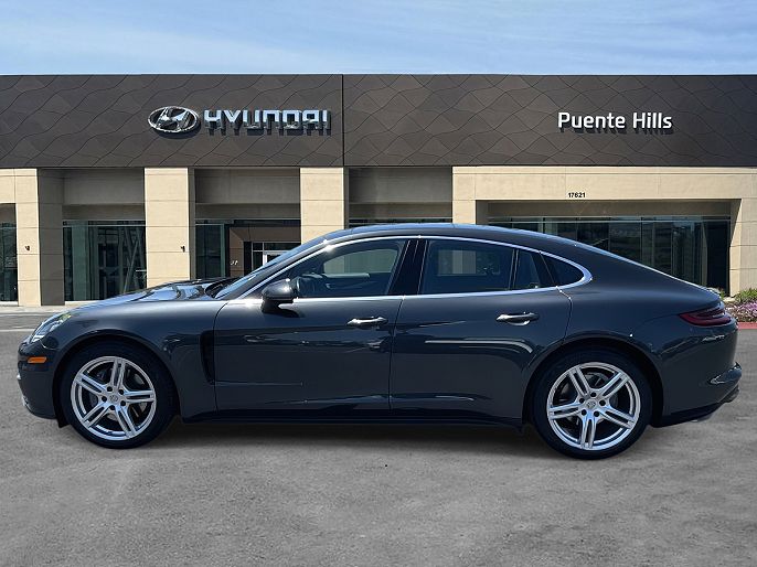 2018 Porsche Panamera