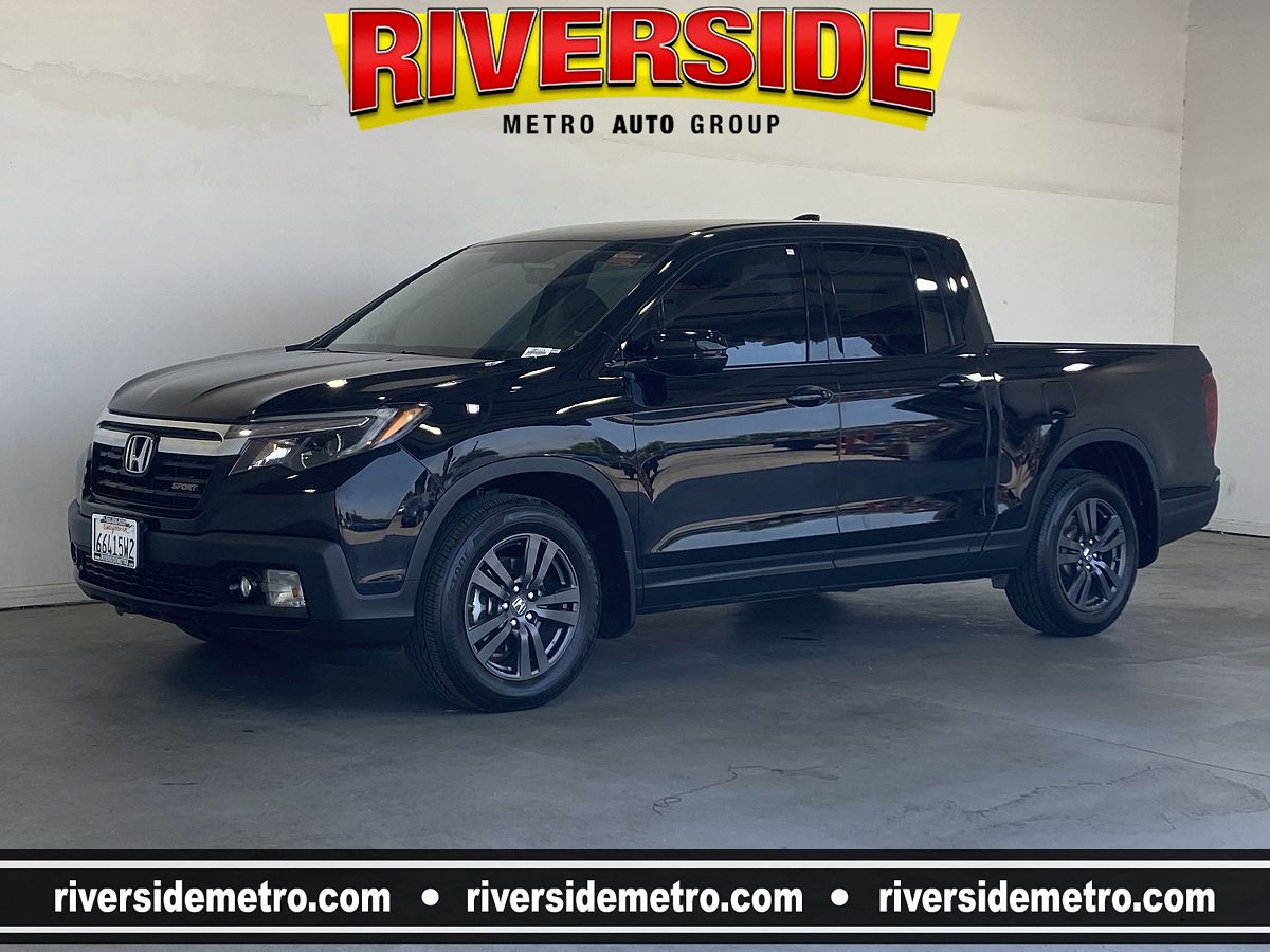 2019 Honda Ridgeline Sport photo 3