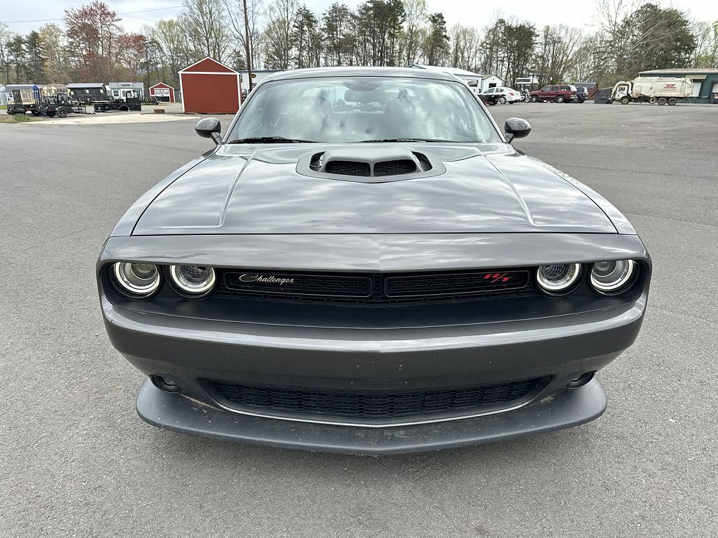 2019 Dodge Challenger R/T image 4