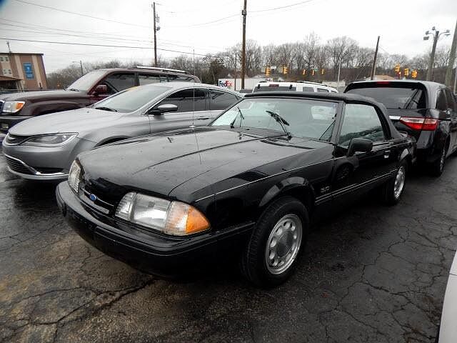 1988 Ford Mustang LX image 0