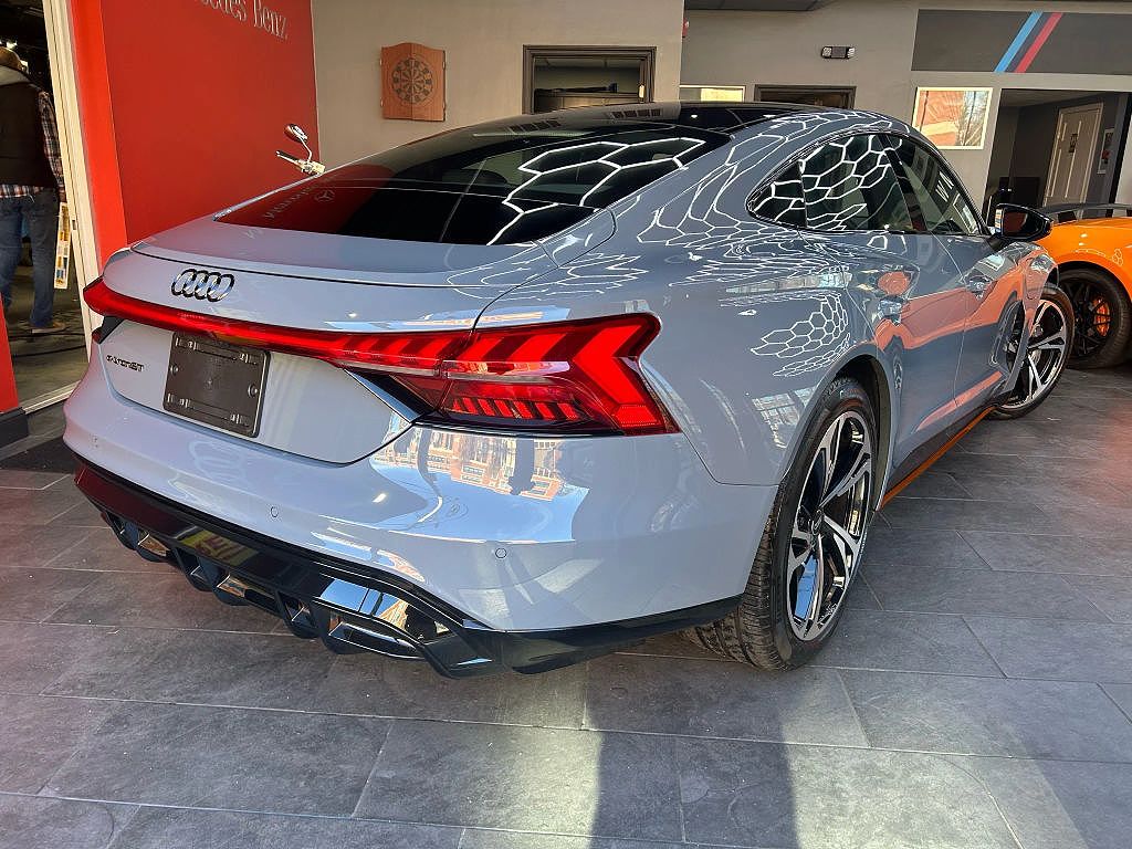 2022 Audi e-tron GT