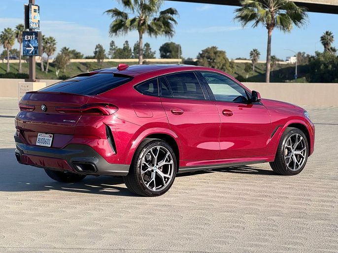 2021 BMW X6