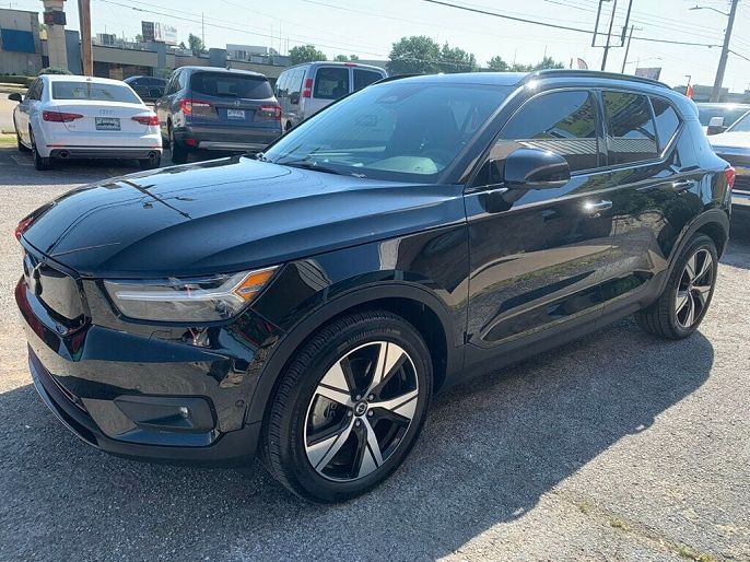 2022 Volvo XC40