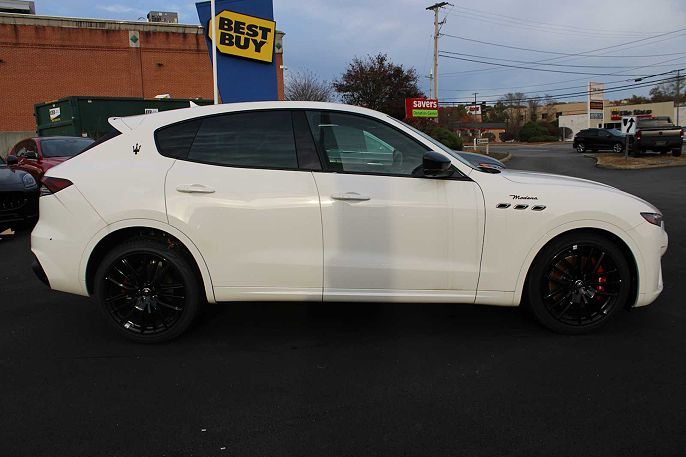 2024 Maserati Levante