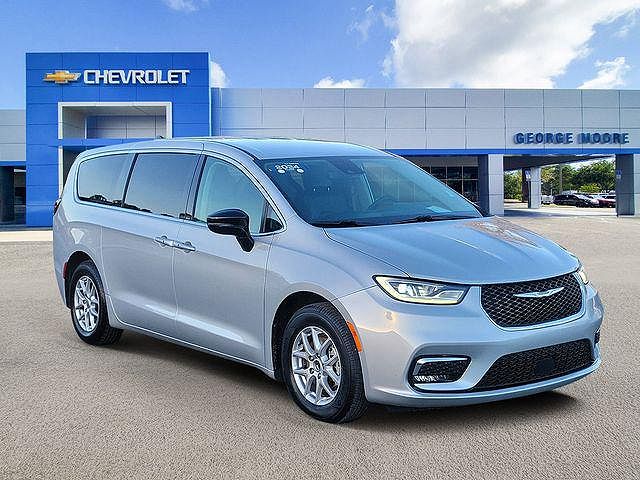 2024 Chrysler Pacifica