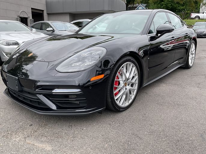 2018 Porsche Panamera
