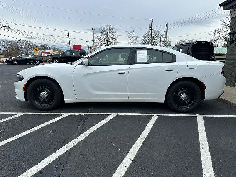 2015 Dodge Charger Police image 4