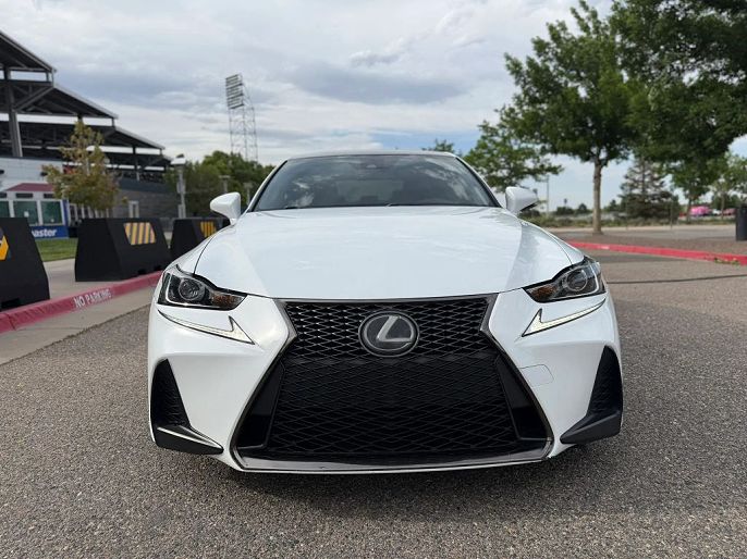 2018 Lexus IS