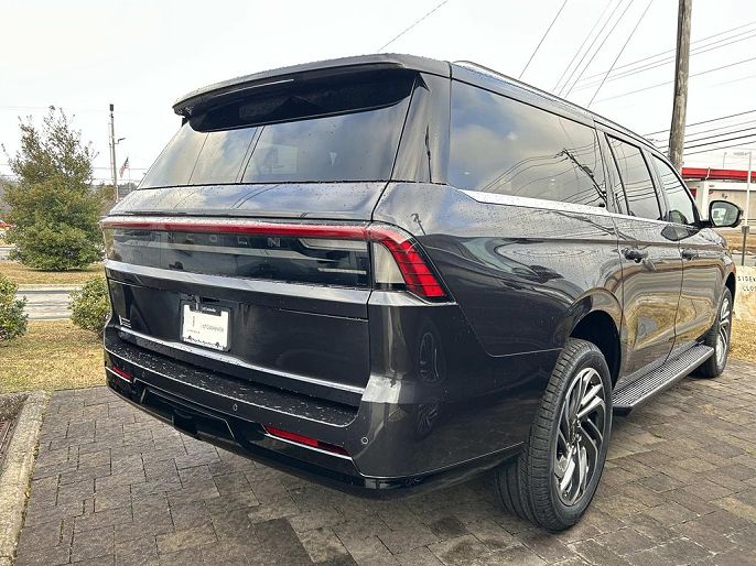2026 Lincoln Navigator L