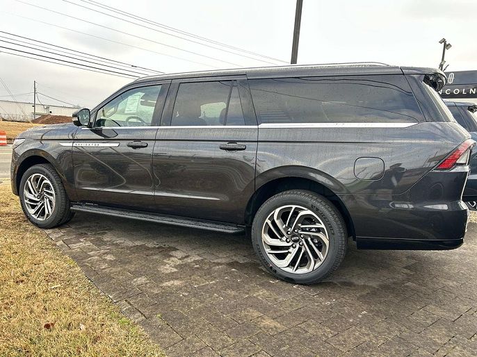 2026 Lincoln Navigator L