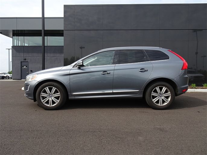 2016 Volvo XC60