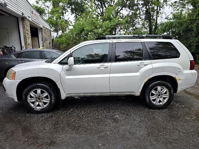 2011 Mitsubishi Endeavor