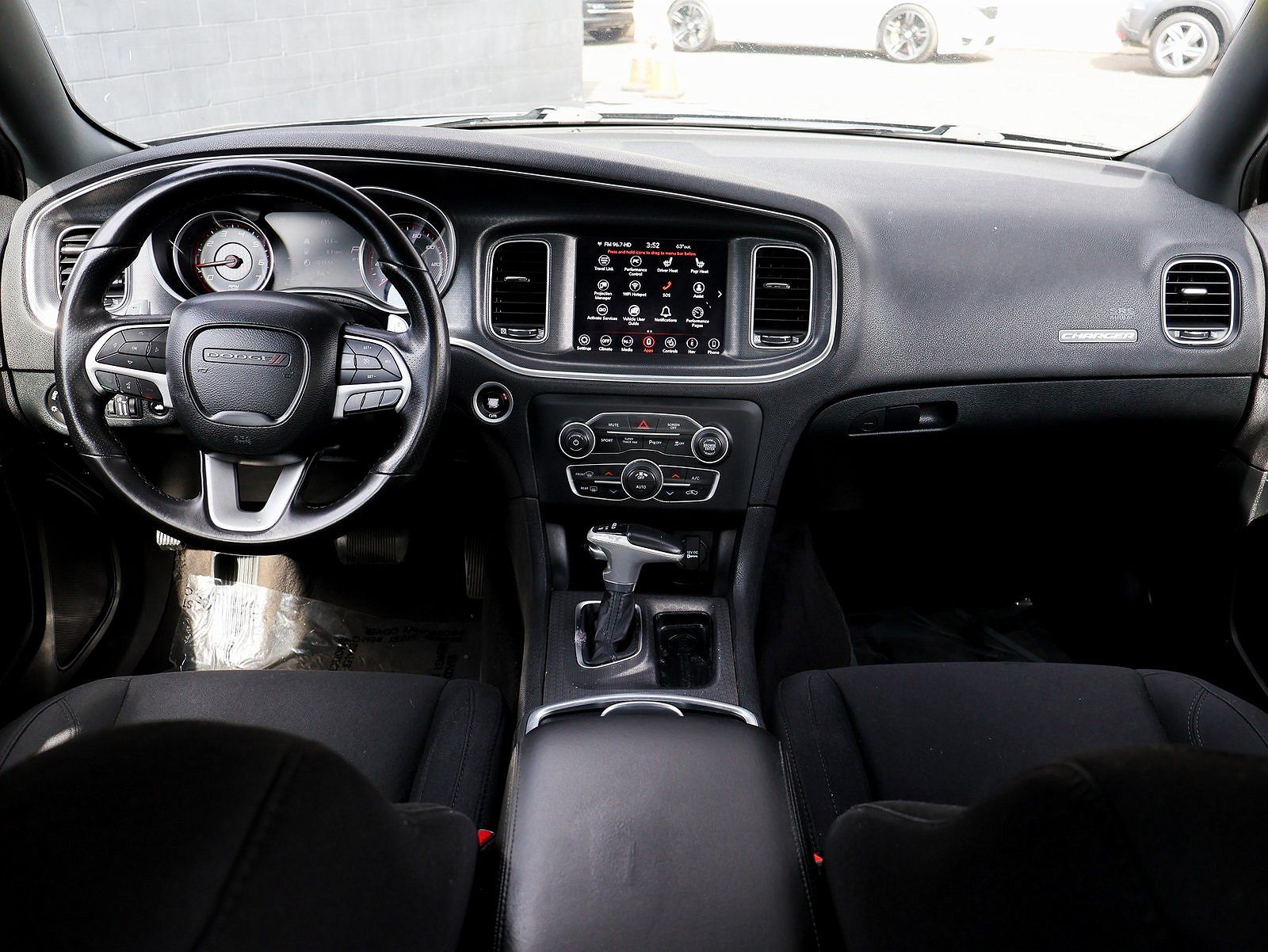 2018 Dodge Charger GT image 16