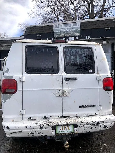 2002 Dodge Ram Van