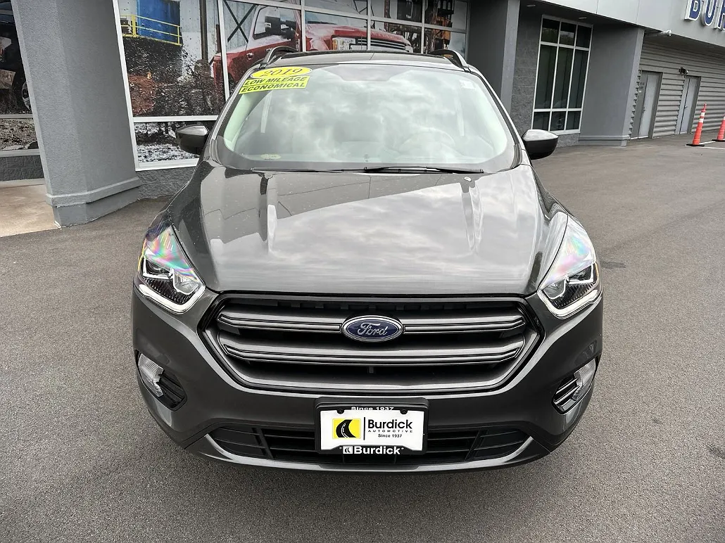 2019 Ford Escape SEL image 1