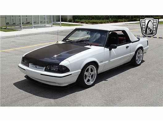 1992 Ford Mustang LX image 1